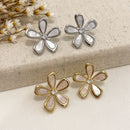 BRINCO FLOR PÉTALAS MADREPÉROLA (020862)