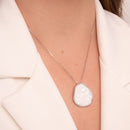 COLAR PINGENTE ORGÂNICO BRANCO (022259)